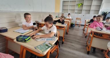Micii jurnaliști din clasa a II-a au petrecut o zi de neuitat în lumea interviurilor - 5