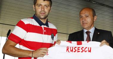 Raul Rusescu și-a reziliat contractul cu FC Sevilla