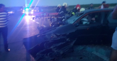 ACCIDENT GRAV CU CINCI VICTIME, ÎN URMA UNEI CURSE DE MAȘINI, LA MEDGIDIA. Galerie foto - 14