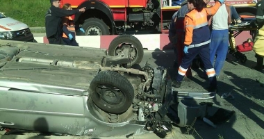 GRAV ACCIDENT RUTIER LA CONSTANȚA! IMPACT FRONTAL ÎNTRE DOUĂ MAȘINI. VICTIME, AMBII ȘOFERI