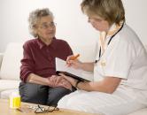 Stire din Sănătate : Femeile sunt mai predispuse la boala Alzheimer