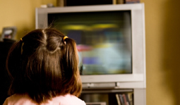 Stire din Cetățenești : Televizorul, dușmanul "generației mișto"?