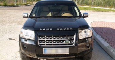 Stire din Eveniment : Constănțean prins la graniță la volanul unui Land Rover furat