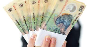 Stire din Social : 1.900 lei, salariul de bază  minim brut pe țară
