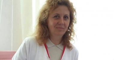 Stire din Sănătate : MEDICUL CU CARE SE MÂNDREȘTE CONSTANȚA!