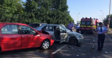 VIDEO. GRAV ACCIDENT RUTIER, LA CONSTANȚA. CINCI MAȘINI IMPLICATE - 11