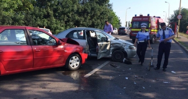VIDEO. GRAV ACCIDENT RUTIER, LA CONSTANȚA. CINCI MAȘINI IMPLICATE - 12
