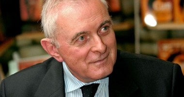 Stire din Economie : Consilierul guvernatorului BNR, Adrian Vasilescu, despre cauzele deprecierii leului