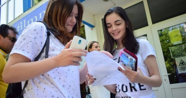 AVEM SUBIECTELE la Matematică de la EVALUAREA NAȚIONALĂ 2017 / BUCURIE IMENSĂ! Iată ce le-a "picat" elevilor de a 8-a - 4