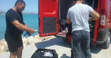 Fetiță de 11 ani, căutată de scafandri pe plaja din Eforie Nord - 2