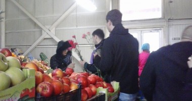 Galerie FOTO - Echipa PP-DD Constanța  a "invadat" orașul cu flori și mărțișoare - 3