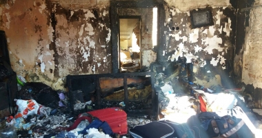 GALERIE FOTO / Incendiu la o casă din Constanța. Intervin mai multe autospeciale - 2