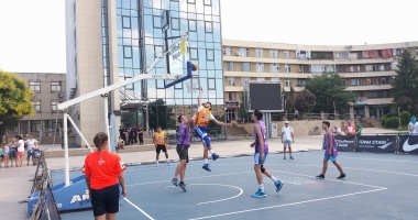 Galerie foto. Meciurile de baschet 3x3, de la Tulcea Street Play, se joacă în aceste momente - 4
