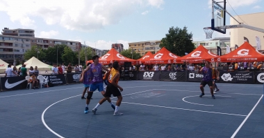 Galerie foto. Meciurile de baschet 3x3, de la Tulcea Street Play, se joacă în aceste momente - 7