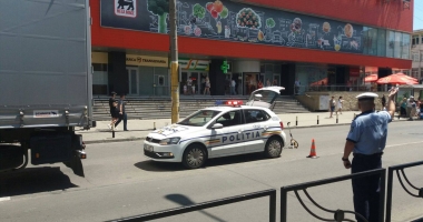 Galerie foto. Accident rutier la Constanța. Victima, LOVITĂ DE TIR, CHIAR PE TRECEREA DE PIETONI - 2