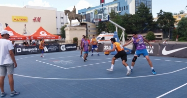 Galerie foto. Meciurile de baschet 3x3, de la Tulcea Street Play, se joacă în aceste momente - 8