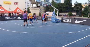 Galerie foto. Meciurile de baschet 3x3, de la Tulcea Street Play, se joacă în aceste momente - 9