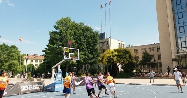 Galerie foto. Meciurile de baschet 3x3, de la Tulcea Street Play, se joacă în aceste momente - 10