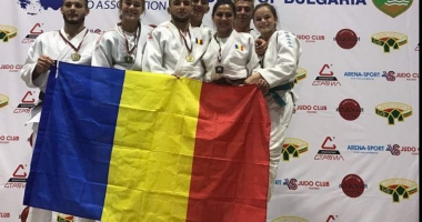 Stire din Sport : Judokanii români, medaliați cu aur la Balcaniada din Bulgaria