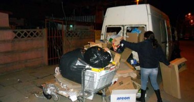 Stire din Cetățenești : "Unii cu afacerea, alții  cu gunoaiele trântite-n poartă!"