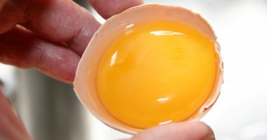 Stire din Sănătate : Mănâncă gălbenuș de ou!  Iată cele mai importante beneficii