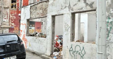 Stire din Cetățenești : Ce-i impută lui Mazăre indignații Constanței?