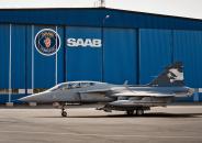 Stire din Eveniment : Saab oferă României 24 de avioane de luptă Gripen noi, mai ieftine cu 1,5 miliarde de dolari