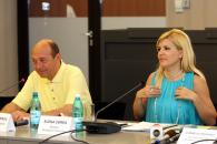 Stire din Economie : Traian Băsescu critică serviciile de pe litoralul românesc, dar preferă tot vacanțe în Mamaia