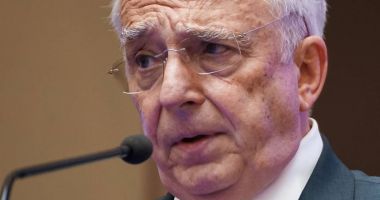 Stire din Economie : Se depreciază cursul valutar? Răspunsul dat de guvernatorul BNR