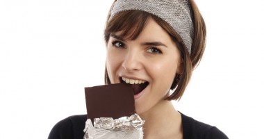 Stire din Diverse : Ciocolata, benefică pe termen scurt?