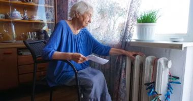 Stire din Social : Familiile cu venituri mici pot depune cereri pentru ajutorul de încălzire