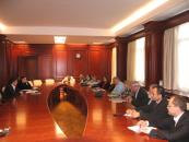 Stire din Diverse : Armenii cer subprefectului sprijin pentru accesarea unor programe europene