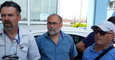 Stire din Economie : Mișcarea sindicală a declanșat războiul național și internațional pentru salvarea ARSVOM!