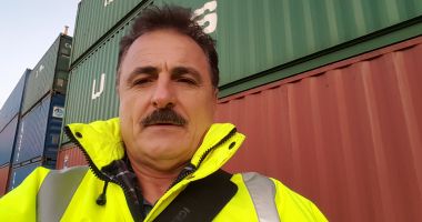 Statul român mimează grija față de lupii de mare - 3