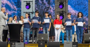 GALERIE FOTO. 192 de elevi constănțeni, premiați pentru performanțe remarcabile - 7