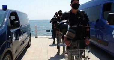 GALERIE FOTO / Ministrul Vela, în inspecție pe litoral. "Protejați oamenii de infractori și de boală!" - 2