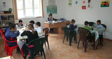 Stire din Social : Ce șanse au tinerii care pleacă din centrele de plasament