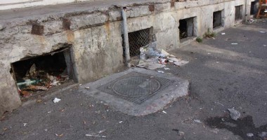 GALERIE FOTO / Piața Griviței, sub povara degradării, mizeriei, bișnițarilor și haosului - 2