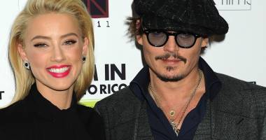 Stire din Monden : Proaspăt căsătorit, Johnny Depp este pus la "treabă" de tânăra soție