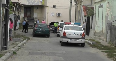 Galerie FOTO. La un pas de tragedie, în Medgidia. Conductă de gaze ruptă de un șofer... minor - 4