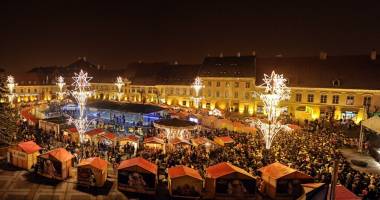 GALERIE FOTO / SIBIUL, în TOP 7 orașe din lume cu cele mai frumoase piețe de Crăciun - 2