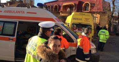 GALERIE FOTO / ACCIDENT RUTIER GRAV ÎN CONSTANȚA / MICROBUZ PLIN CU ELEVI LOVIT ÎN PLIN. TREI COPII, LA SPITAL - 3