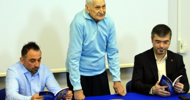 Traian Petcu, a treia lansare de carte. Următorul obiectiv: Muzeul sportului constănțean! - 2