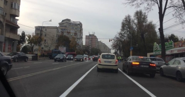 Galerie foto. SENS GIRATORIU PE B-DUL LĂPUȘNEANU, COLȚ CU NICOLAE IORGA - 7