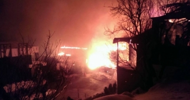 Foto-Video / INCENDIU DEVASTATOR ÎN CLUBUL BAMBOO! CLĂDIREA A ARS CA O TORȚĂ ȘI S-A PRĂBUȘIT. Sunt zeci de victime! - 3