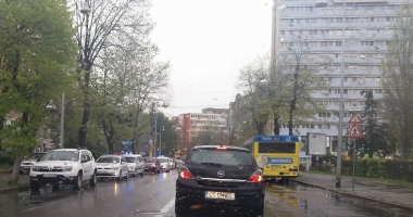 Șofer constănțean, AMENINȚAT CU PISTOLUL de patru tineri, în zona Gării CFR - 2