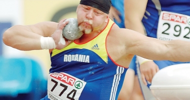 Stire din Sport : UN MARE SPORTIV, ÎN STARE CRITICĂ, LA SPITAL. OPERAT PENTRU DISECȚIE DE AORTĂ