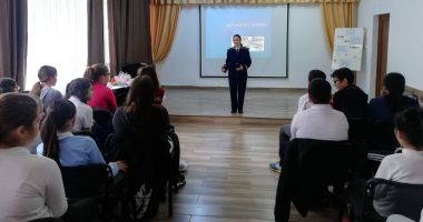 Oamenii legii, activități informative cu elevii de gimnaziu - 2