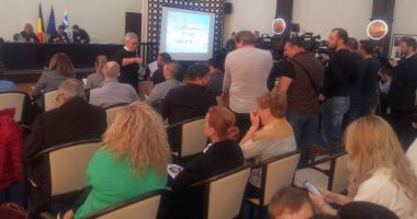 Stire din Social : Consiliul Local a votat: cuplurile din Constanța primesc 10.000 de lei pentru fertilizare in vitro!