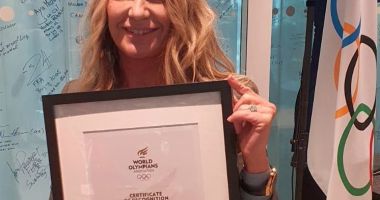 Au semnat pe peretele olimpicilor! Diplome Oly pentru Nadia Comăneci şi Mihai Covaliu - 2